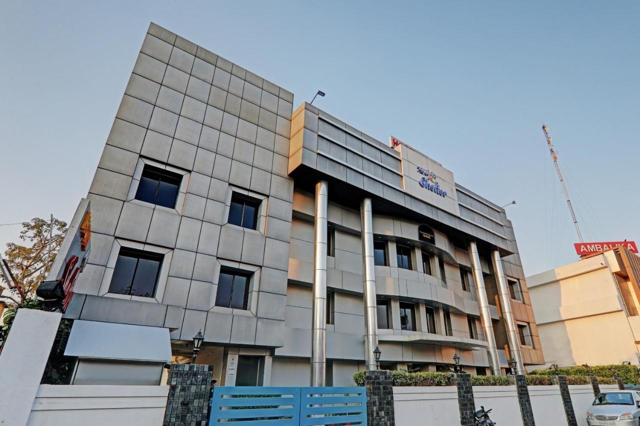 Shelter Hotel Lucknow Bagian luar foto