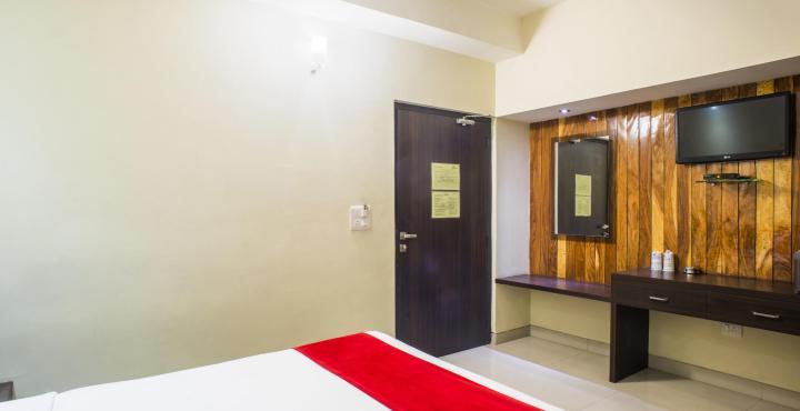 Shelter Hotel Lucknow Bagian luar foto