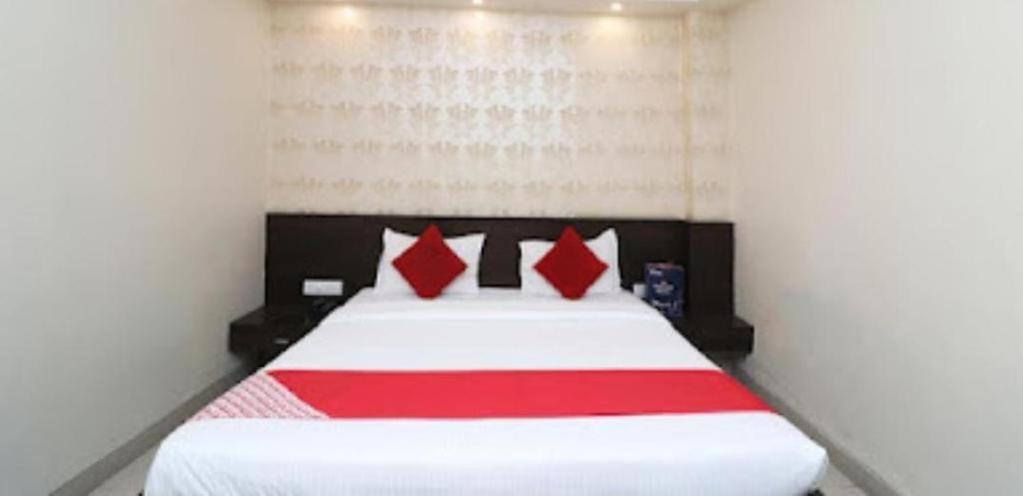 Shelter Hotel Lucknow Ruang foto